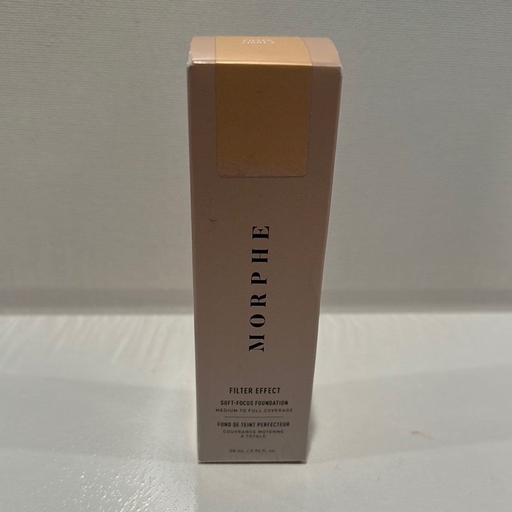 🎉Host Pick🎉 Morphe FILTER LIGHT 4 Soft Focus Foundation in 0.94 fl oz.